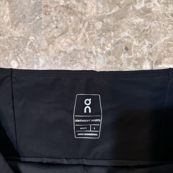 On Cloud Running Shorts Mens Large Green Lightweight Lined Performance Gym - Picture 2 of 10